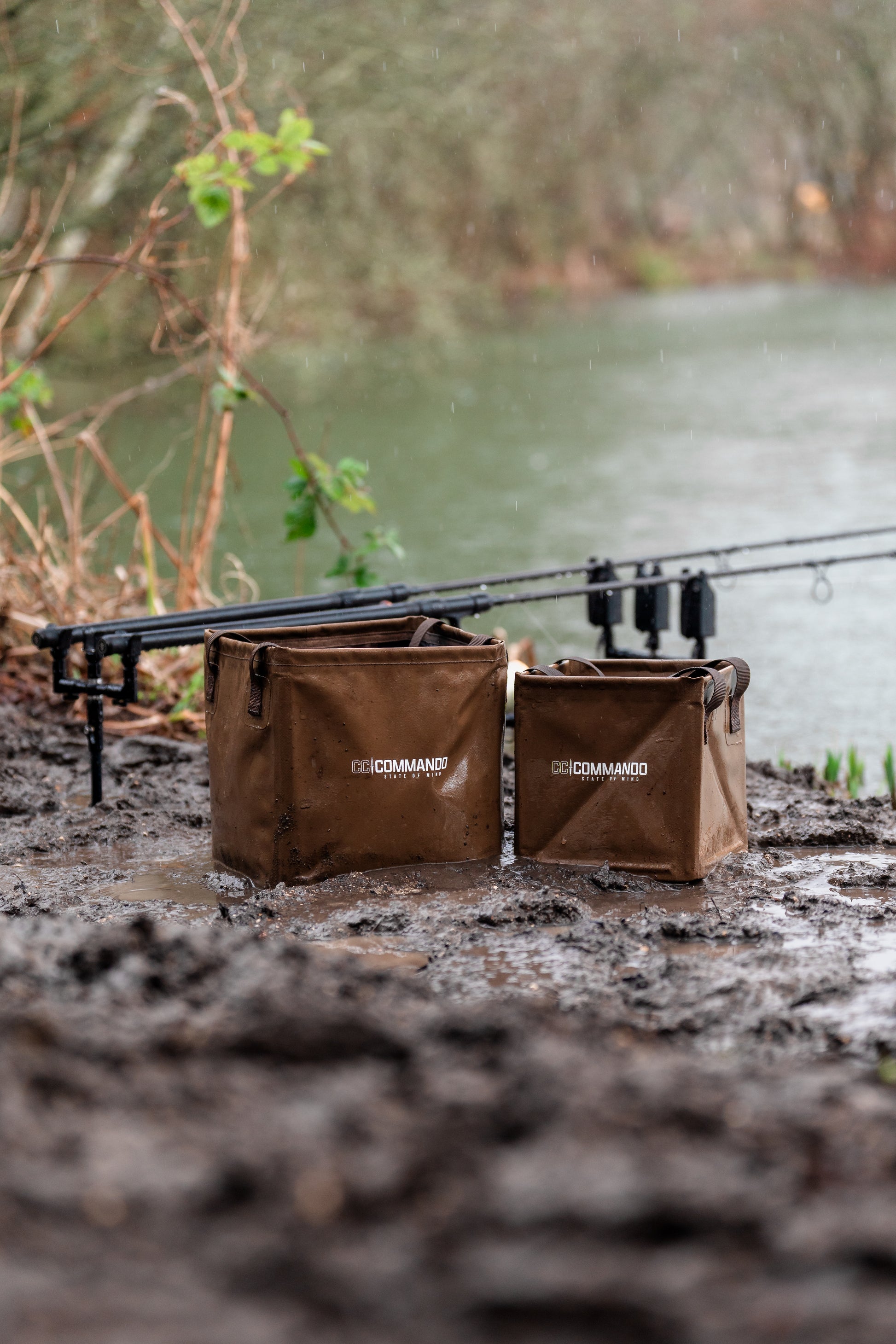 Commando Tackle 15L Collapsible Bait Bucket