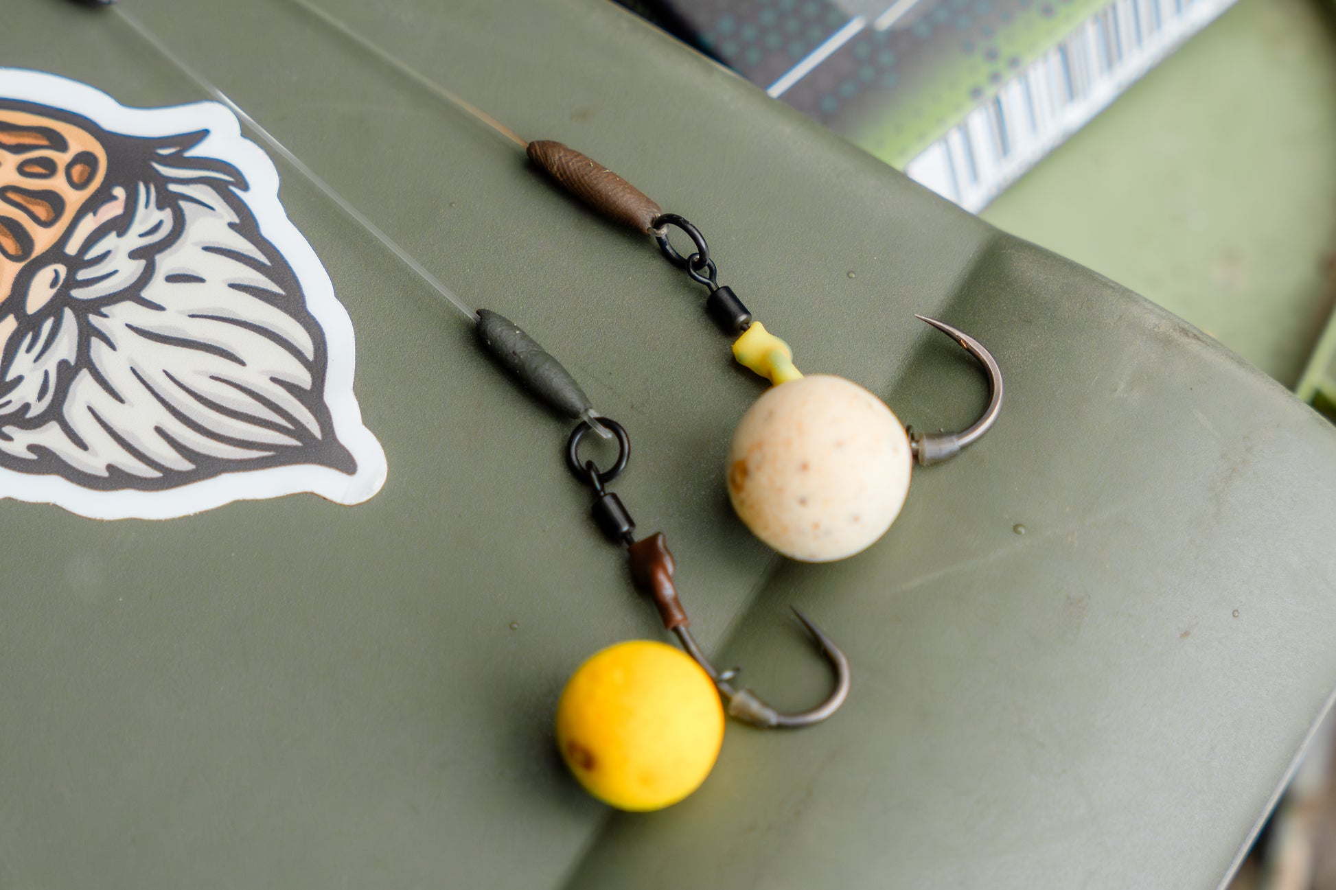 C4 Sticky Putty Brown