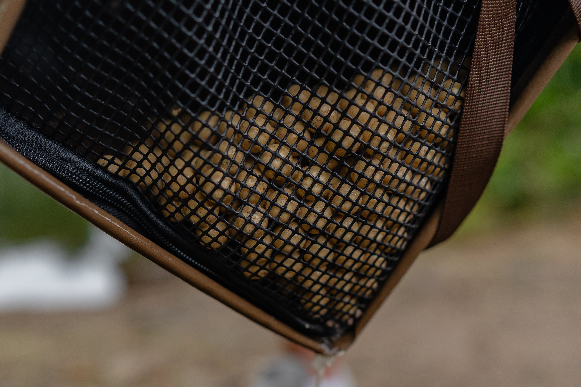 Commando Tackle 15L Collapsible Bait Bucket