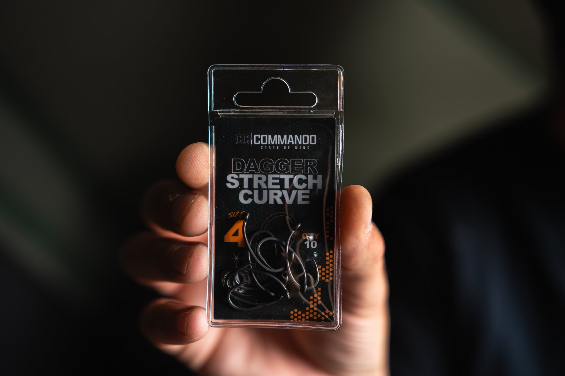 Dagger Stretched Curve Shank Hook