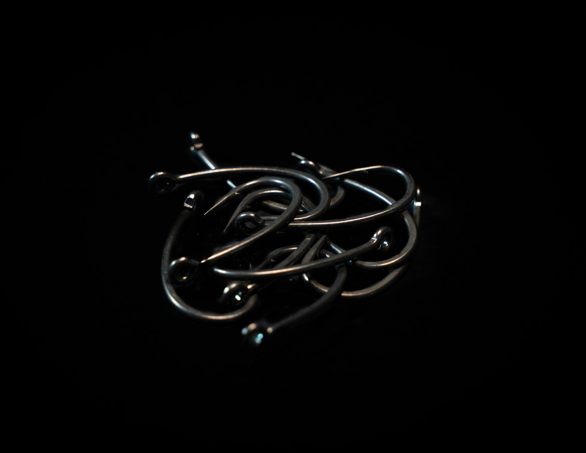 Dagger Curve Shank Hook