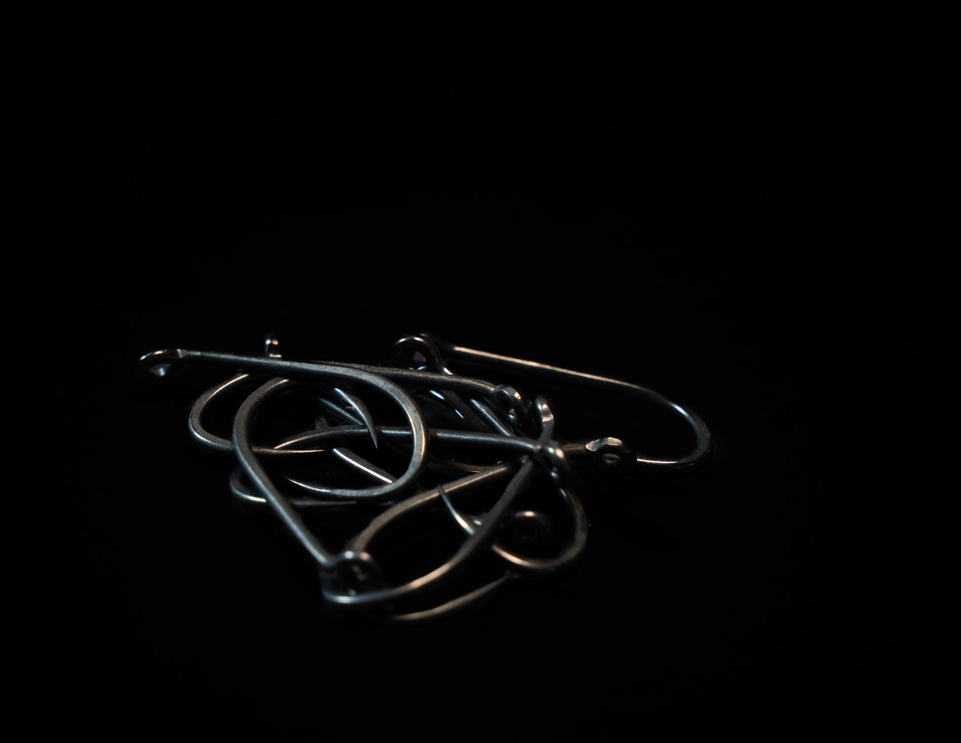 Dagger Long Shank Hook