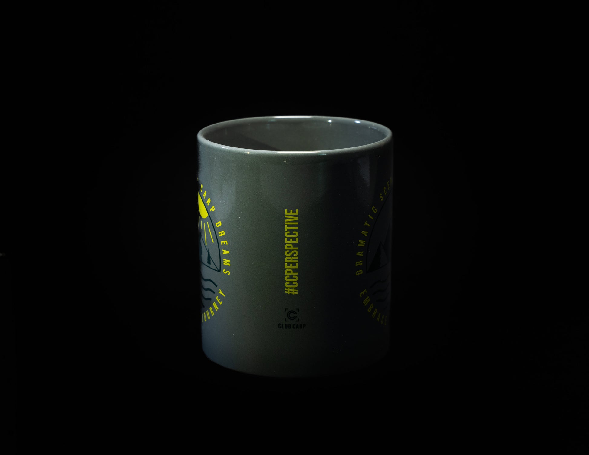 ClubCarp Dramatic Scenes Mug