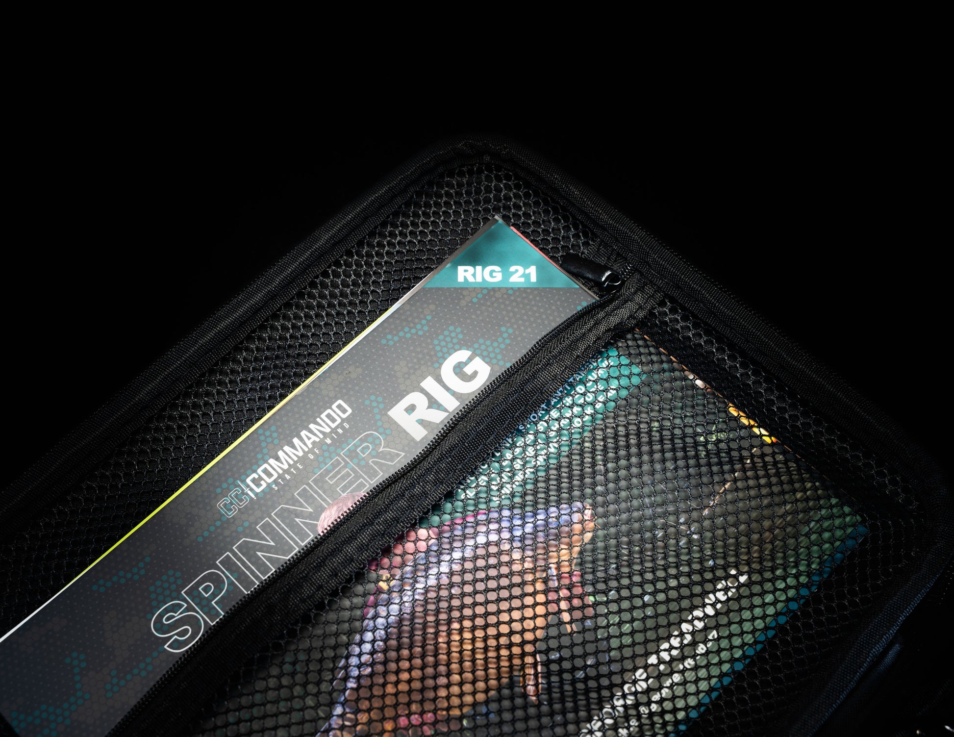 The ClubCarp rig card folder and tackle organiser