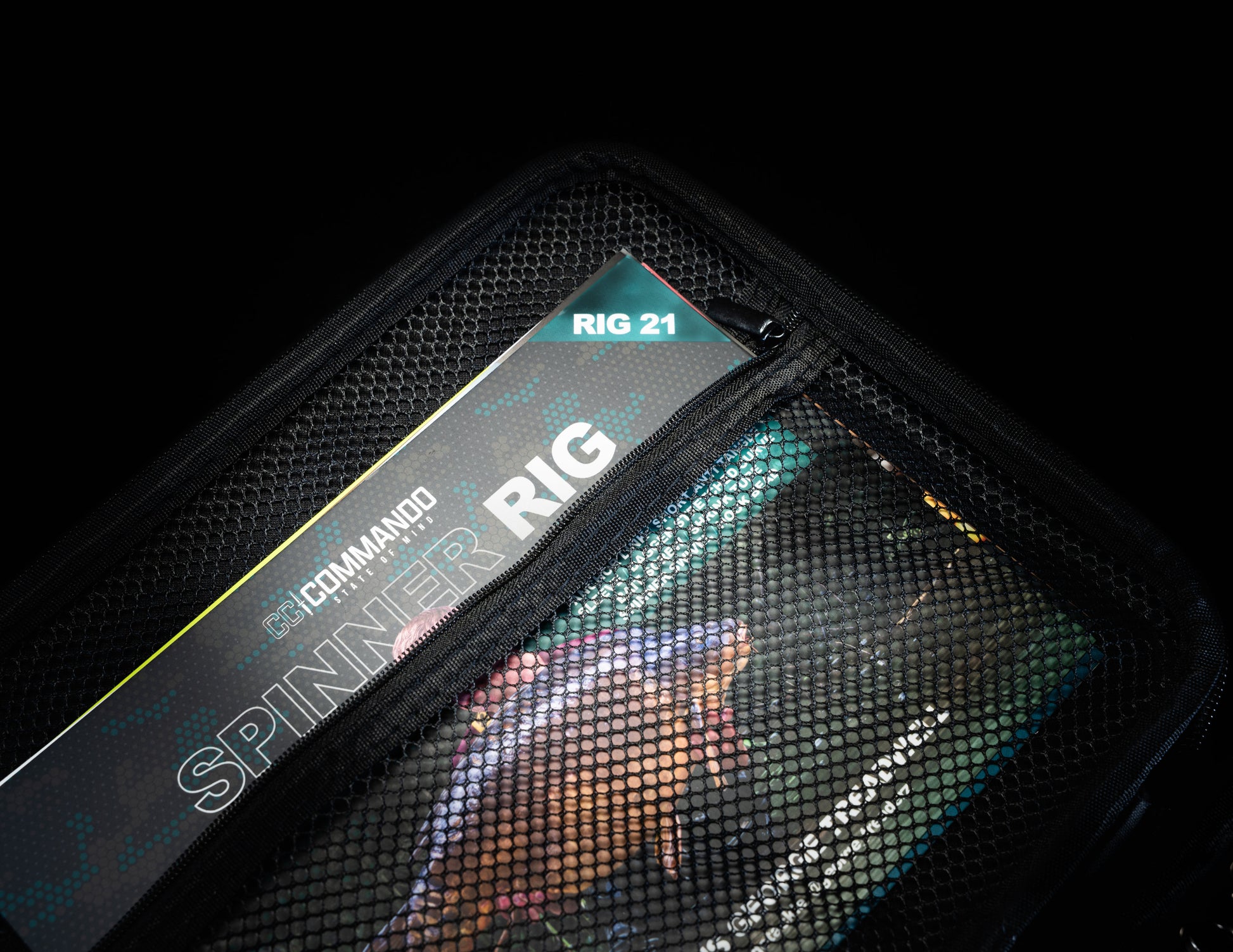 The ClubCarp rig card folder and tackle organiser