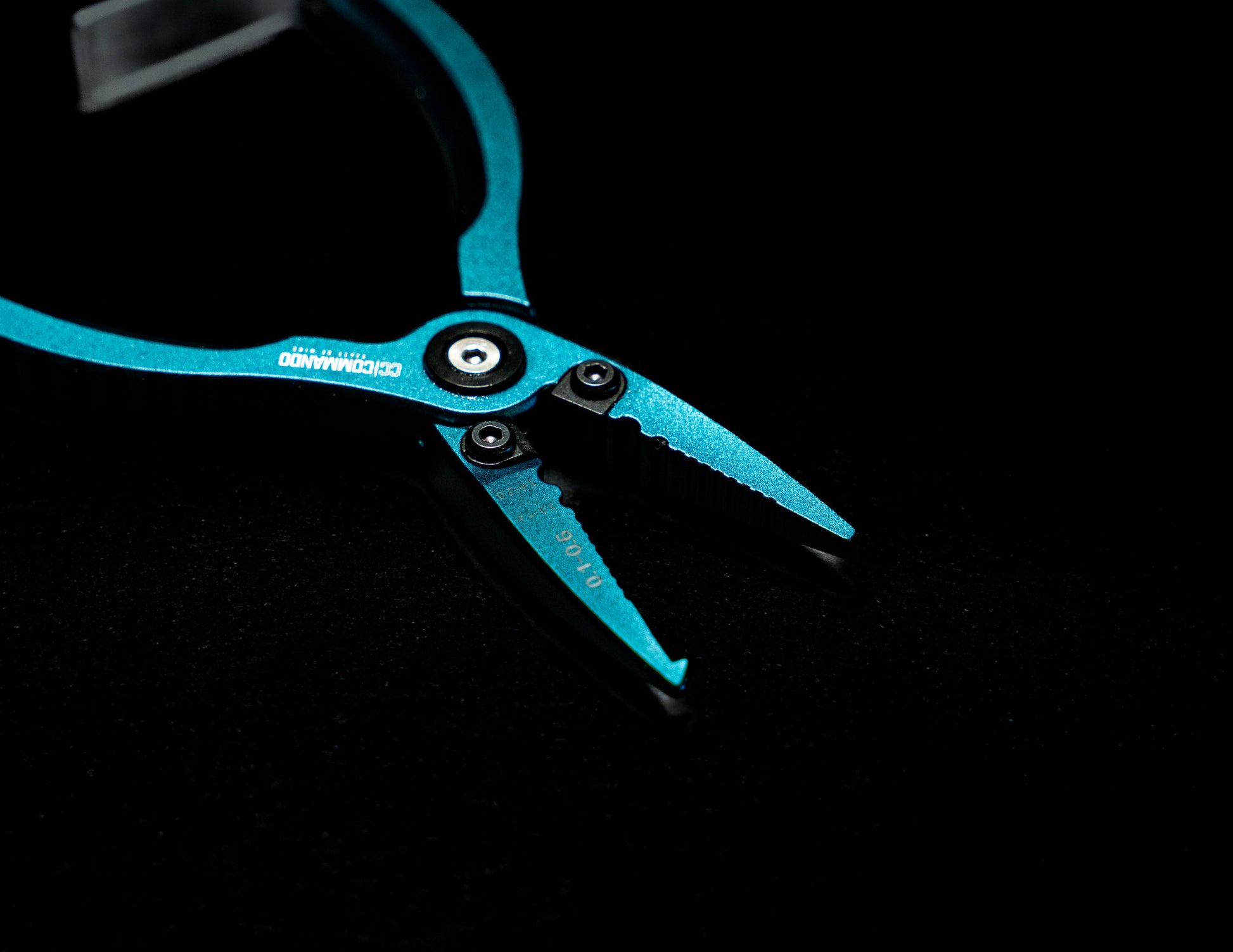 Tactical Squeeze Crimping Tool