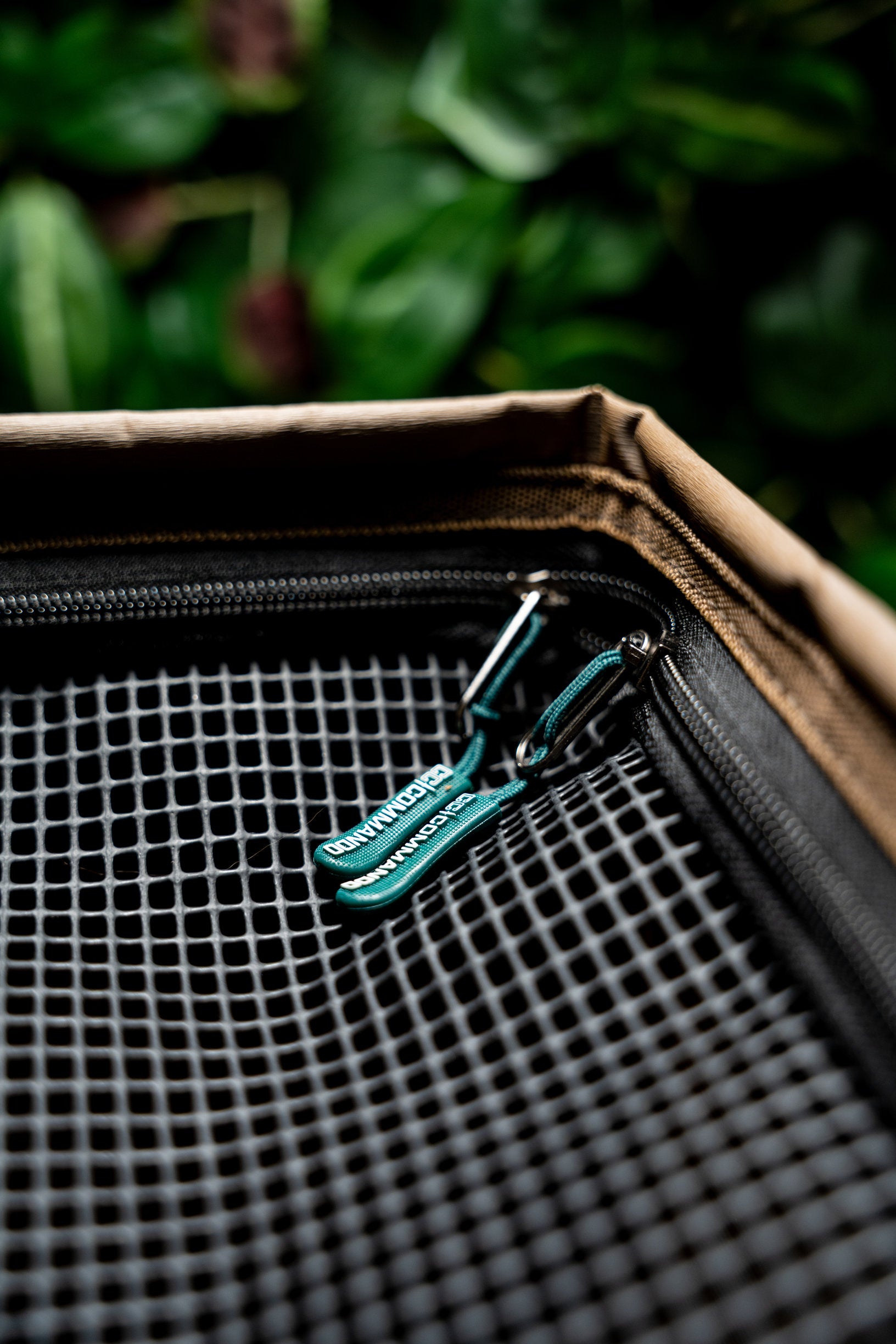 Commando Tackle 15L Collapsible Bait Bucket